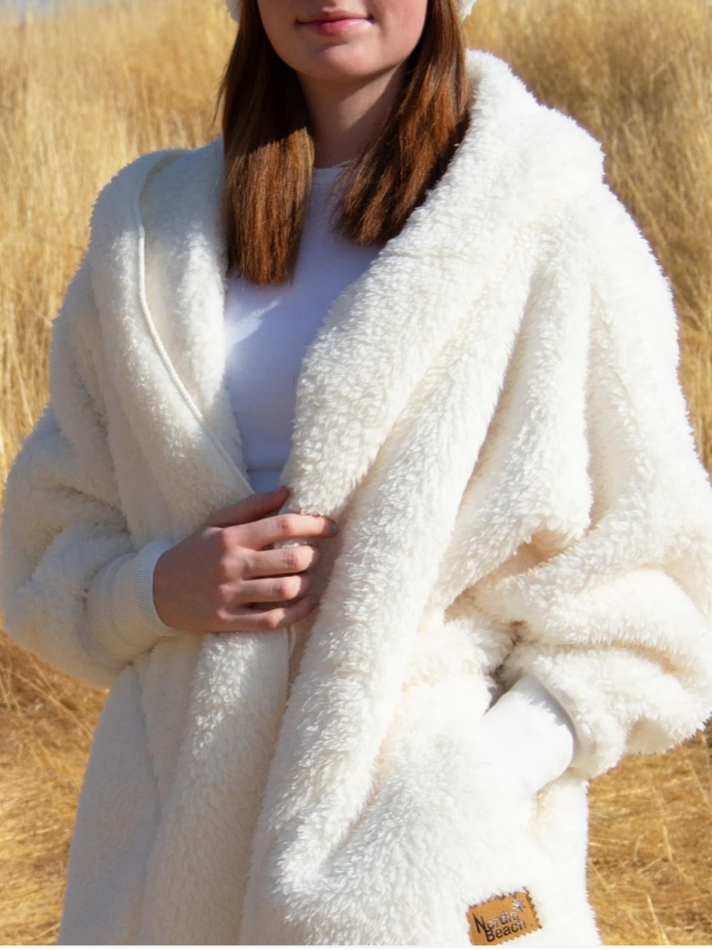NWT Nordic Beach Sherpa Body Wrap